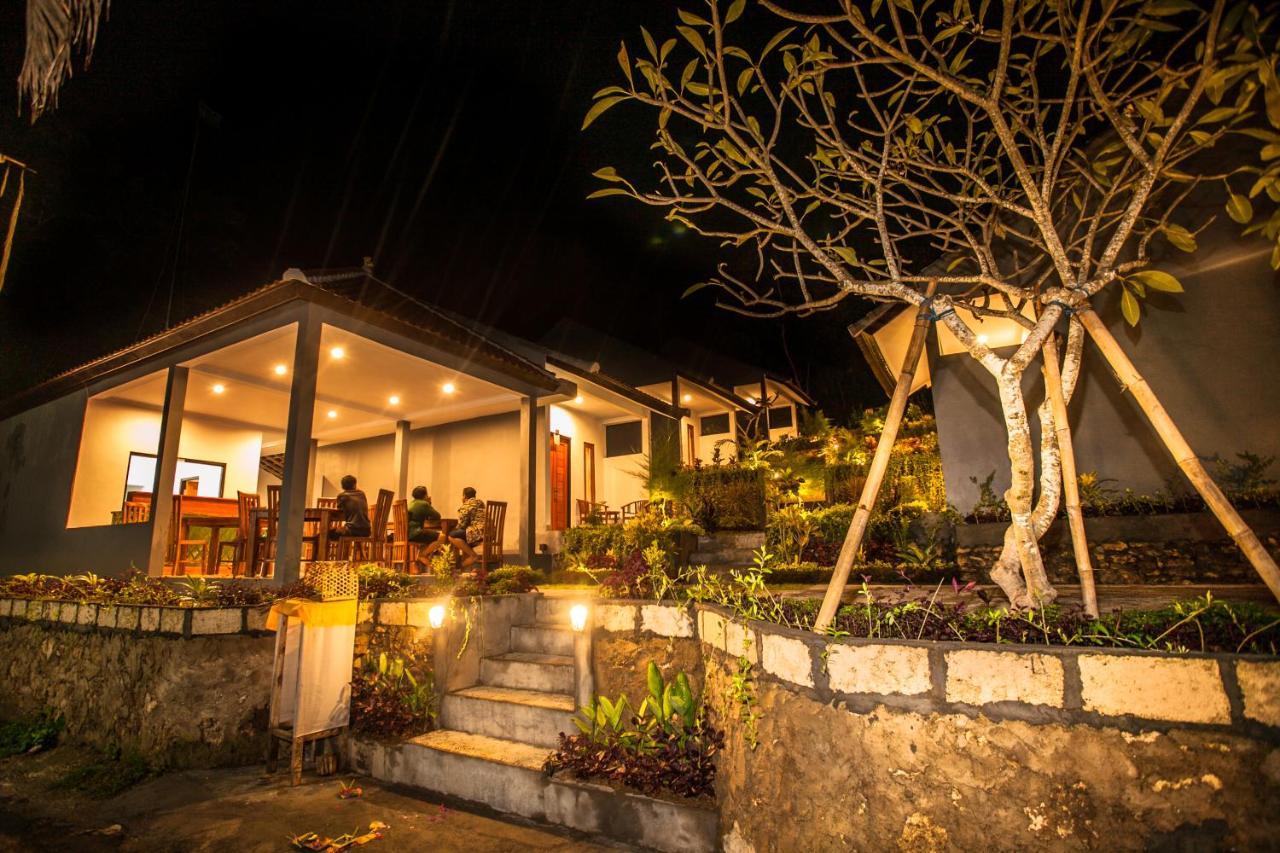 Singgahan Bungalow By Ecommerceloka Toyapakeh Exterior foto